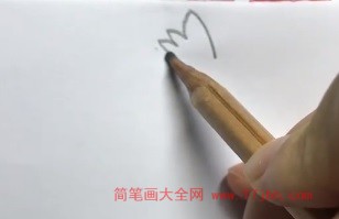 破壳的小鸟简笔画