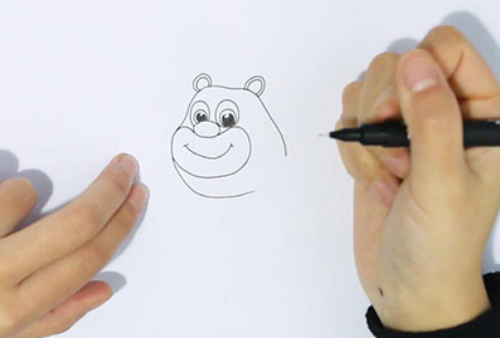 熊出没简单卡通熊大简笔画教学带步骤 可爱彩色熊大简笔画怎么画